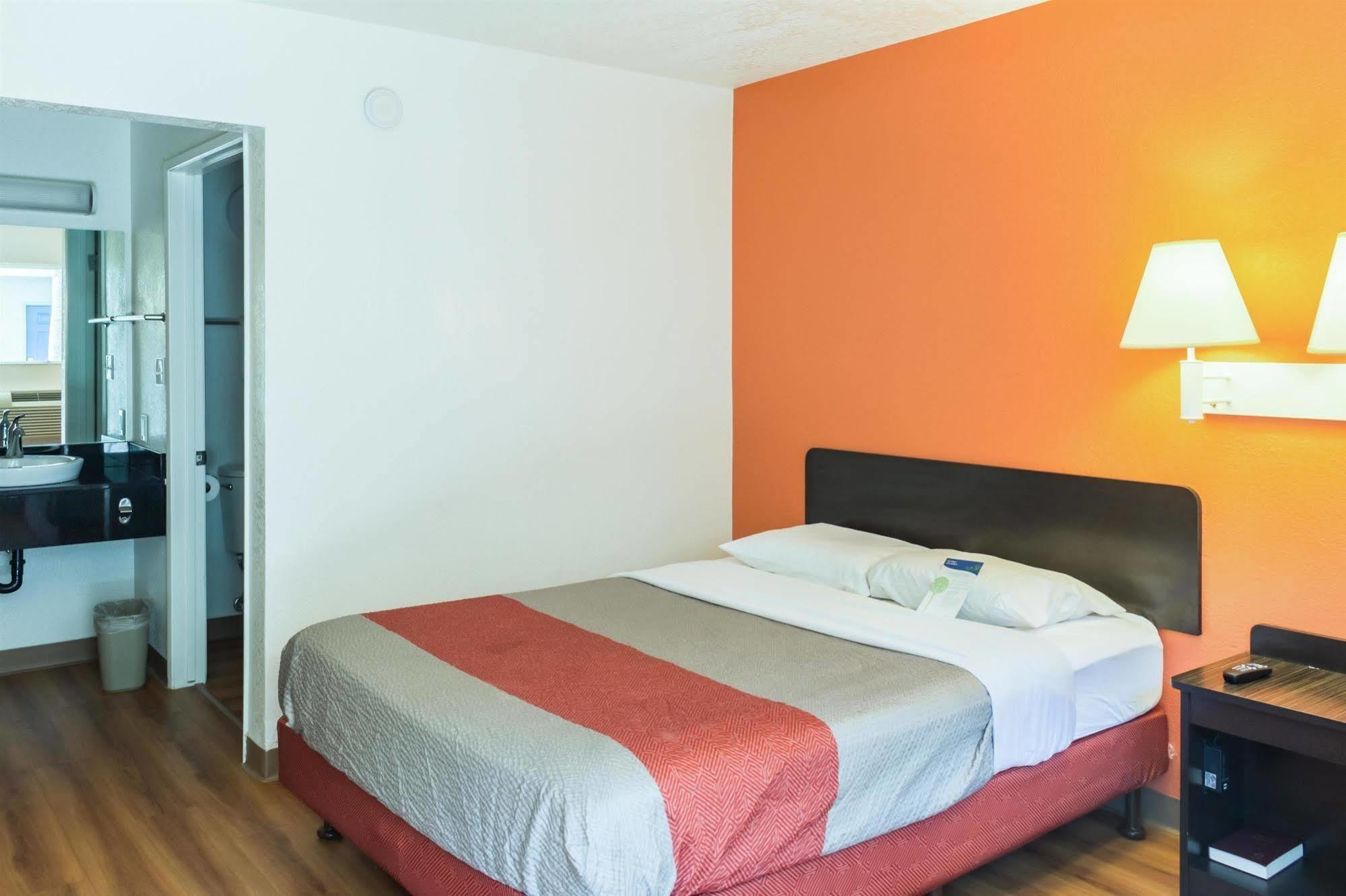 Motel 6-Bakersfield, Ca - East Extérieur photo