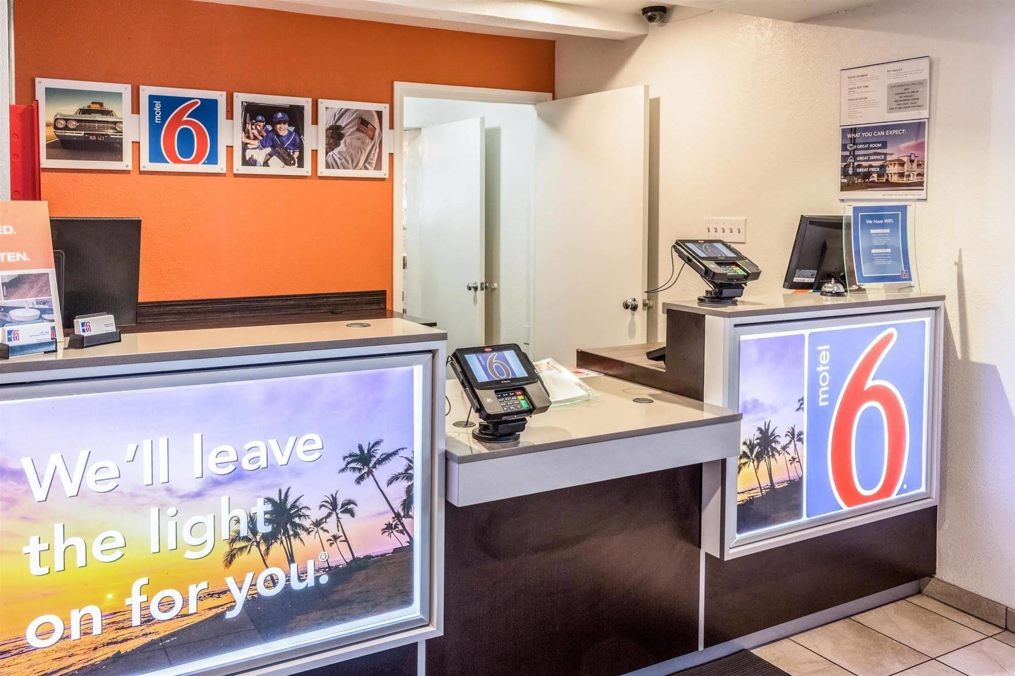 Motel 6-Bakersfield, Ca - East Extérieur photo