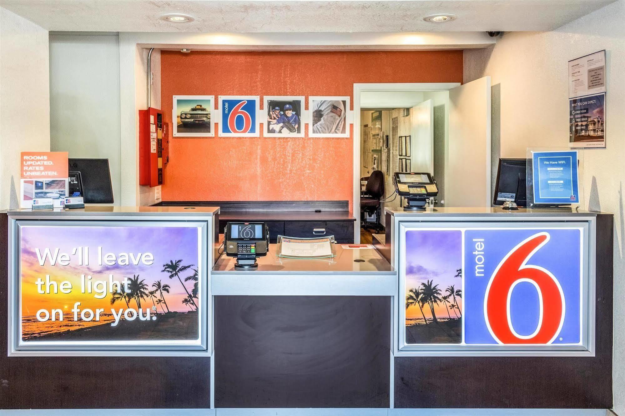 Motel 6-Bakersfield, Ca - East Extérieur photo